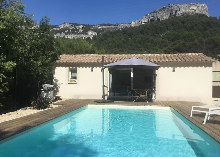 Studio De Charme Avec Piscine