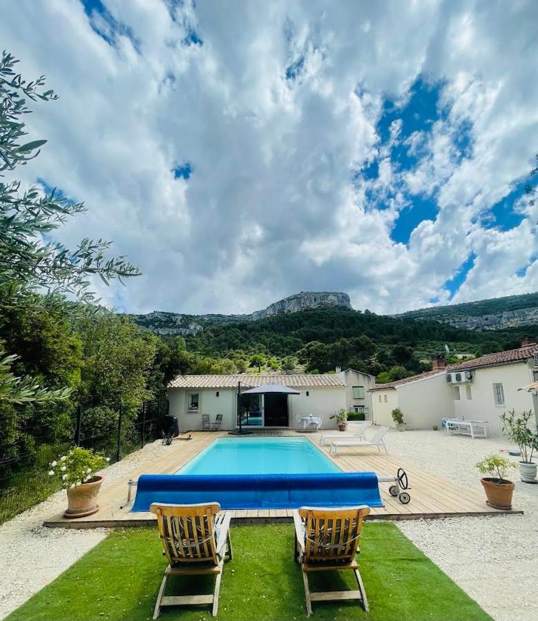 De Charme Avec Piscine Fontaine-de-Vaucluse